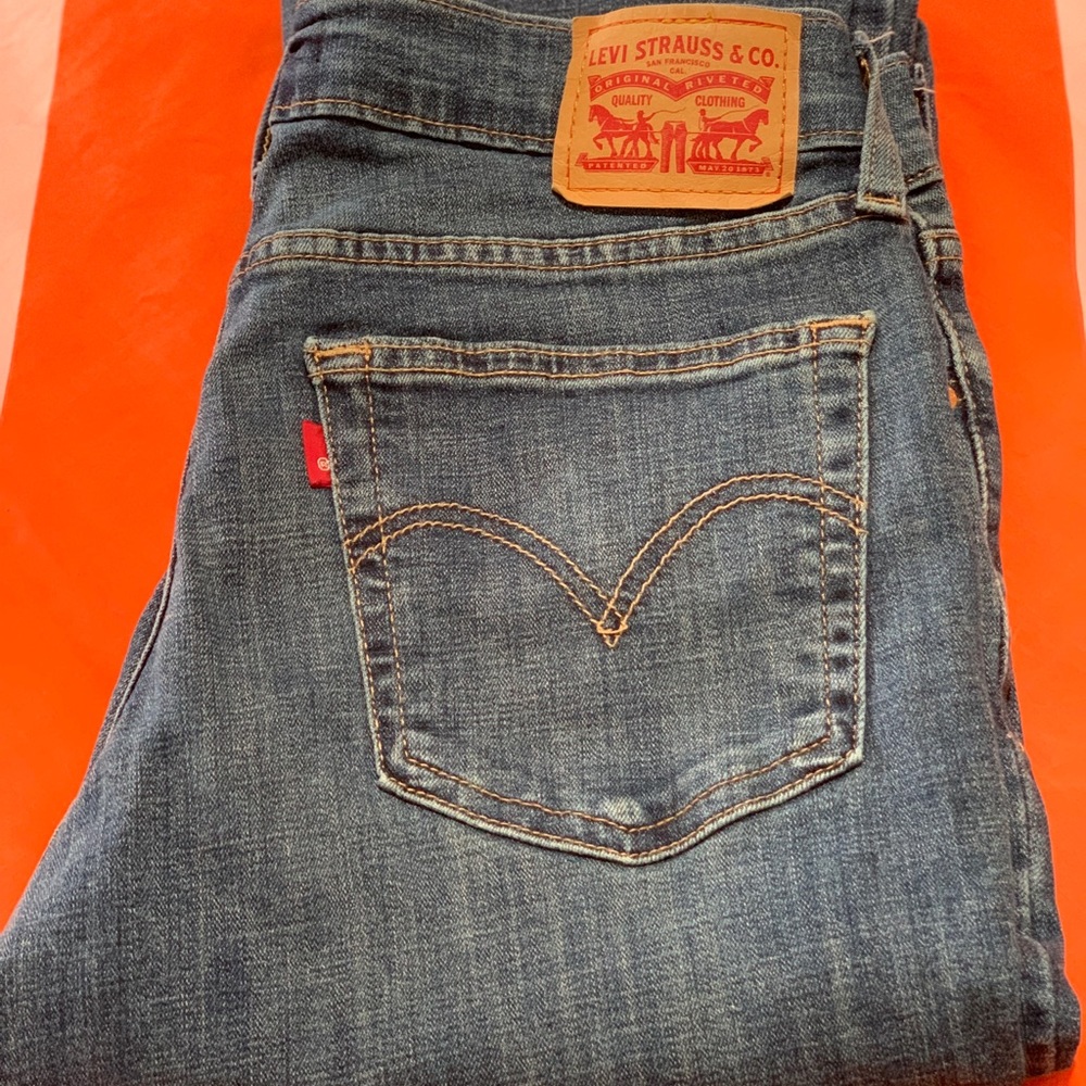 Levi’s Boyfriend crop leg jean